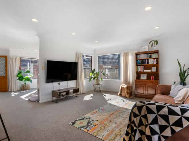 6 Linicro Place, Wattle Downs