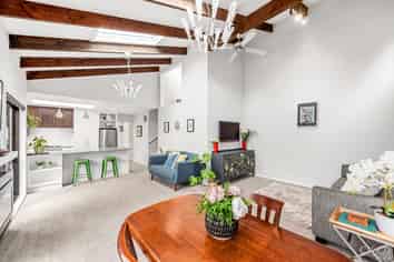 86 Hill Road, Belmont