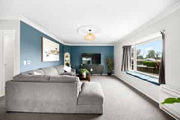 39 Sheridan Crescent, Cambridge