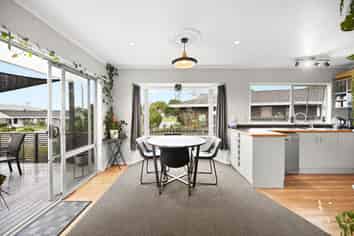 39 Sheridan Crescent, Cambridge