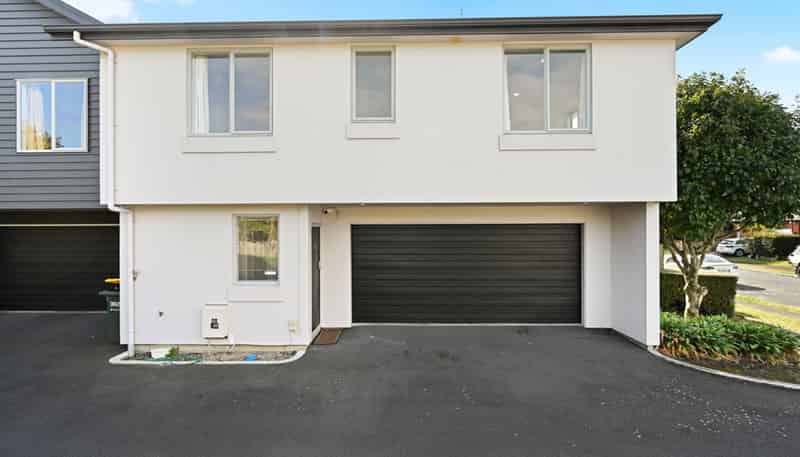 1/6 Page Place, Hamilton East