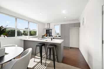 1/6 Page Place, Hamilton East