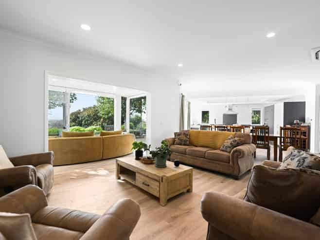 2/234 Gillard Road, Ngahinapouri