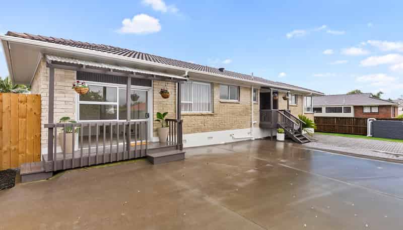 54 Meadway, Sunnyhills