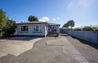 74 Springs Road, Hornby