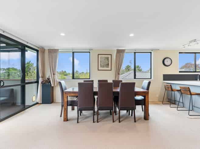 17 Blakewell Place, Beachlands