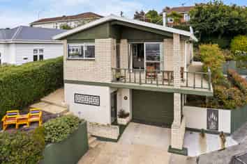 62 Easther Crescent, Kew
