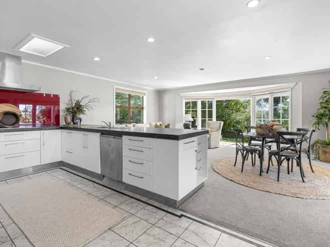 76A Mangorei Road, Strandon