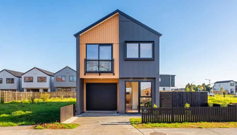 4 Tiller Street, Hobsonville