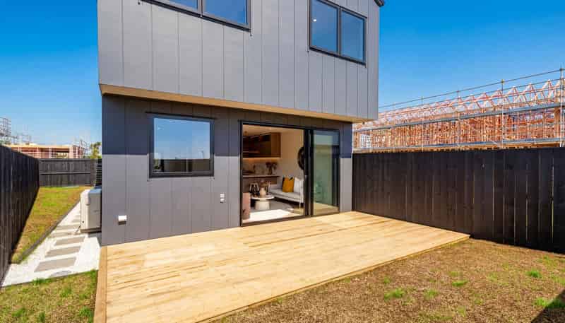 4 Tiller Street, Hobsonville