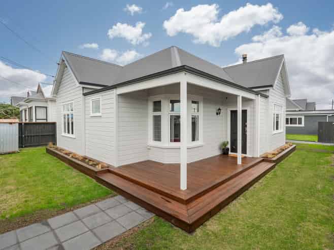 21 Larkworthy Street, Saint Kilda