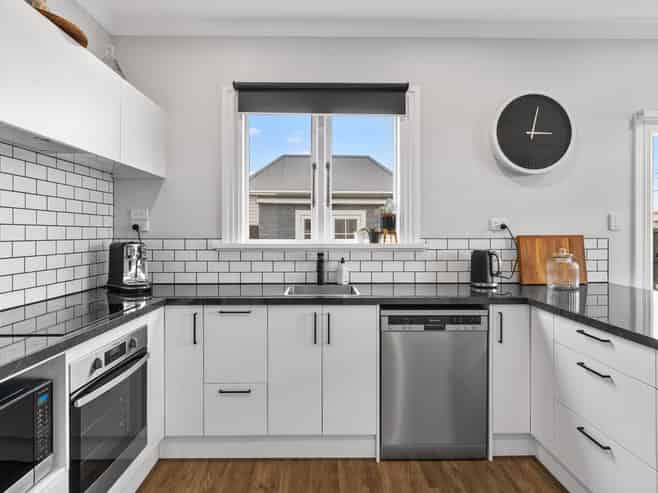 21 Larkworthy Street, Saint Kilda