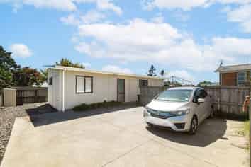 325A Cobham Drive, Hillcrest