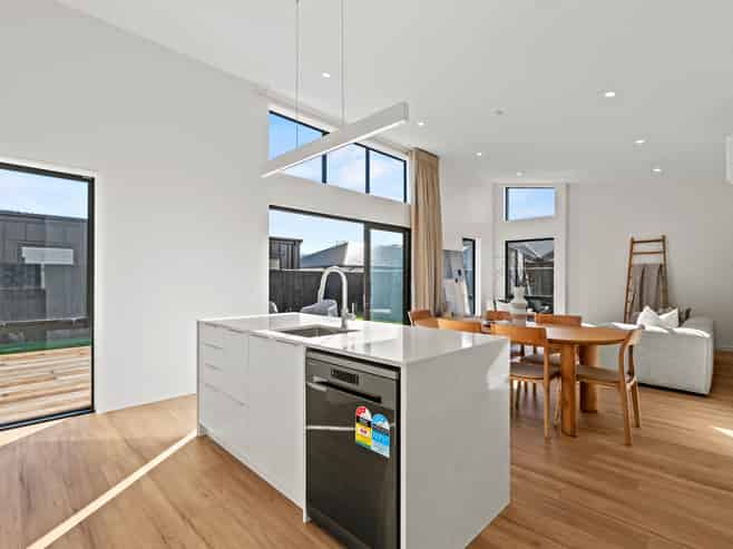 2 Greystone Close, Halswell