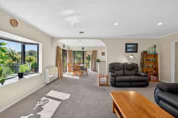 6 Avalon Place, Enner Glynn