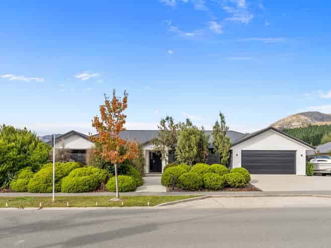 1 Myles Way, Lower Shotover