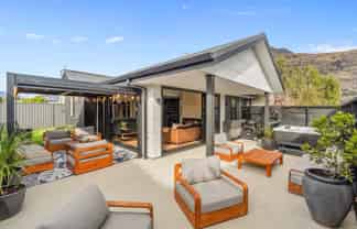 1 Myles Way, Lower Shotover