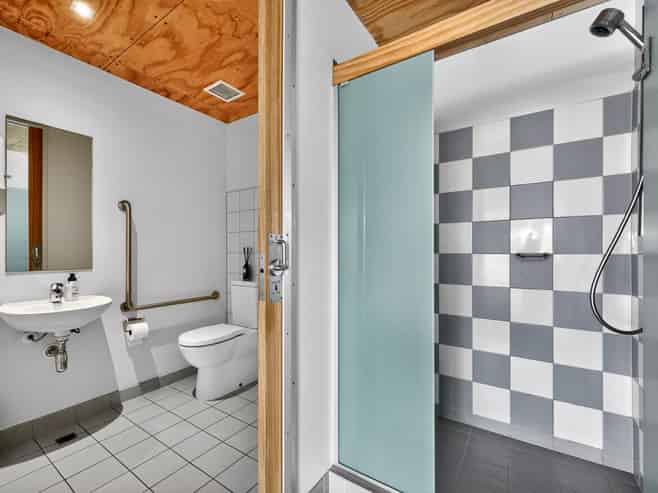 ELEVATED PONSONBY PERFECTION
