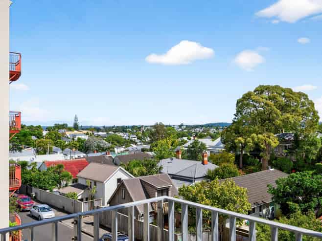 ELEVATED PONSONBY PERFECTION
