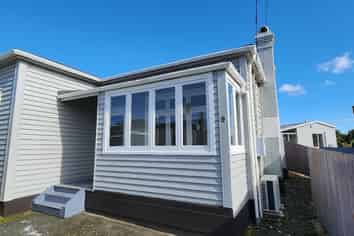 9 Mahoe Street, Strandon