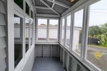 9 Mahoe Street, Strandon