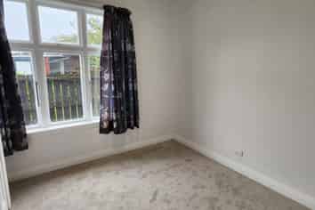 9 Mahoe Street, Strandon