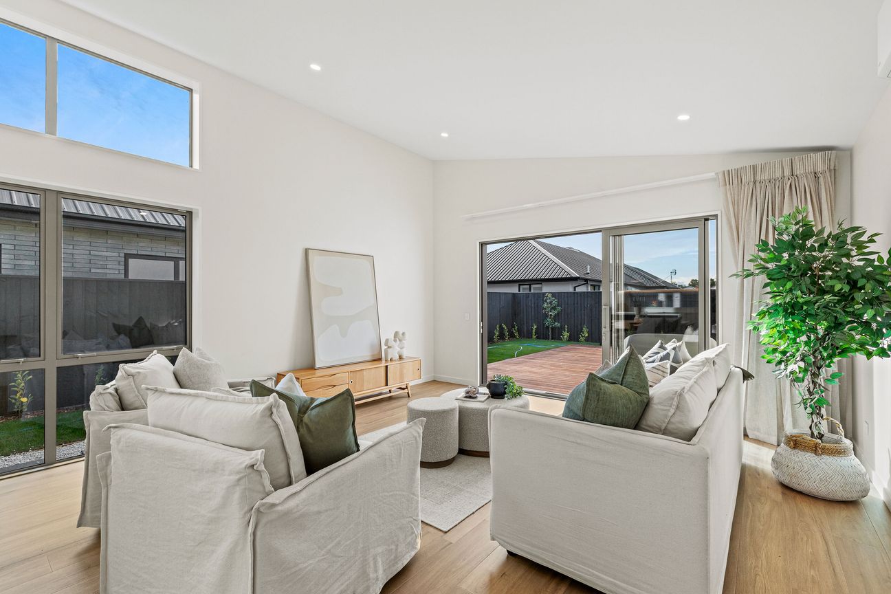 Warm, Modern Living at Oliver Grove - Mehr