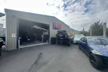 200sqm Industrial Building for Lease