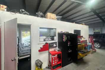 200sqm Industrial Building for Lease