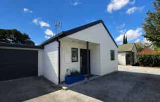 2/182 Brougham Street, Sydenham