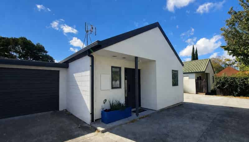 2/182 Brougham Street, Sydenham