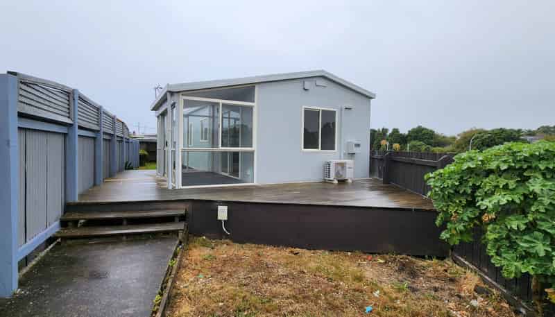 9A Mahoe Street, Strandon