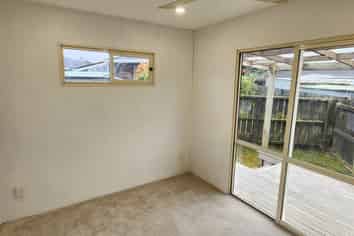 9A Mahoe Street, Strandon