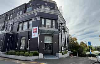 Prime Riverfront Restaurant