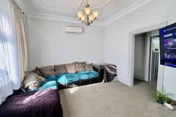 5 Ainslee Place, North East Valley