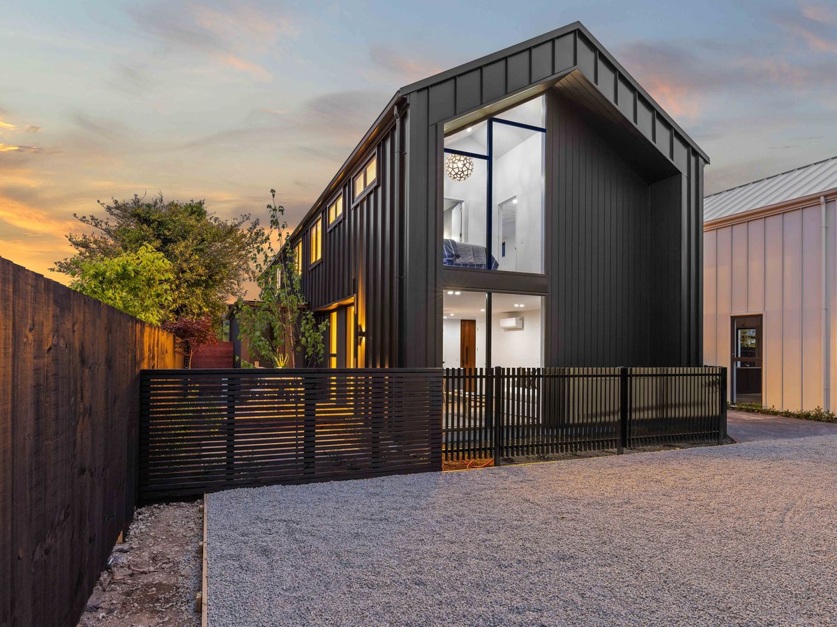 2/60 Innes Road, Merivale, Christchurch City, Canterbury