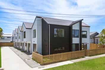 6/16 Grande Vue Road, Papatoetoe