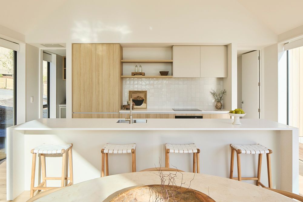 Custom-Designed Luxury Living in Bowenvale - Veduta 4