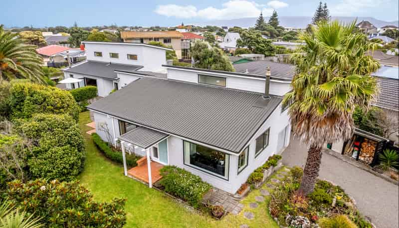 10 Fenside Street, Waikanae Beach