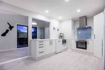 10 Fenside Street, Waikanae Beach