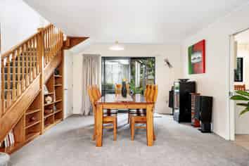 10 Fenside Street, Waikanae Beach