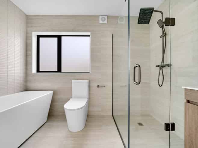 6a/16E Dallinghoe Crescent, Milford