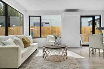 6a/16E Dallinghoe Crescent, Milford