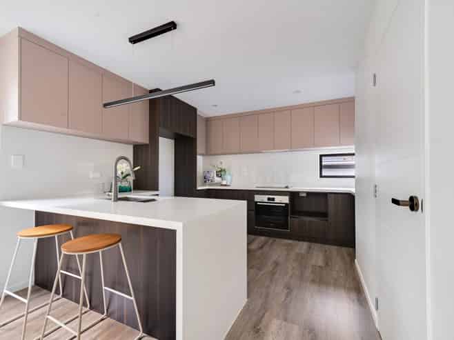 6a/16E Dallinghoe Crescent, Milford