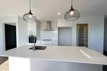 17 Silvergrass Way, Rolleston