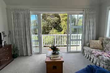 A/215 Karori Road, Karori