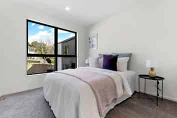 29 Holmes Drive South, Massey