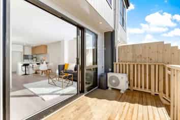 29 Holmes Drive South, Massey