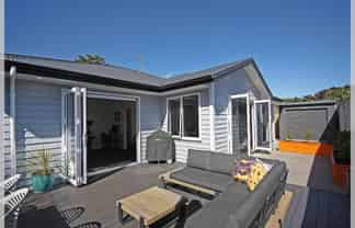 3A Chrystall Street, FOXTON BEACH