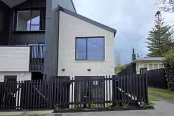 1/253 New Windsor Road, New Windsor